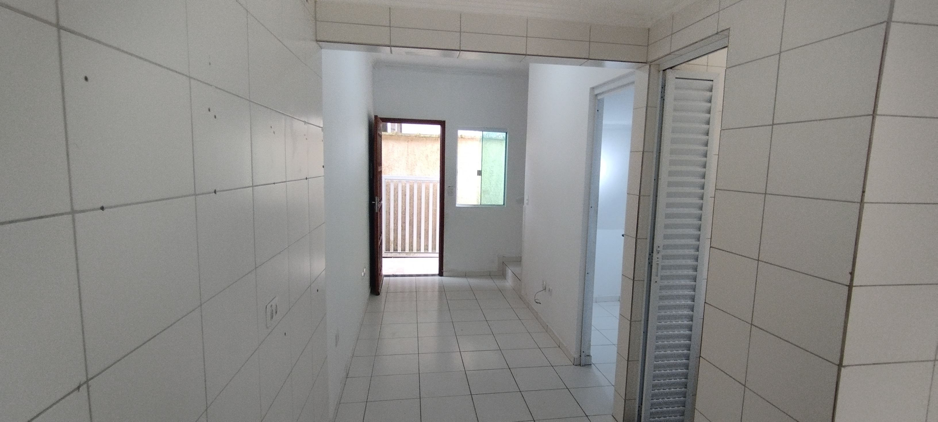 Foto do imóvel Casa de Condomínio com 2 Quartos à Venda ou Locação, 51 m² em Princesa - Praia Grande