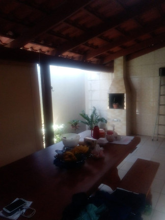 Imagem Casa com 3 Quartos à Venda, 170 m² em Setor Faiçalville - Goiânia Imagem Casa com 3 Quartos à Venda, 170 m² em Setor Faiçalville - Goiânia