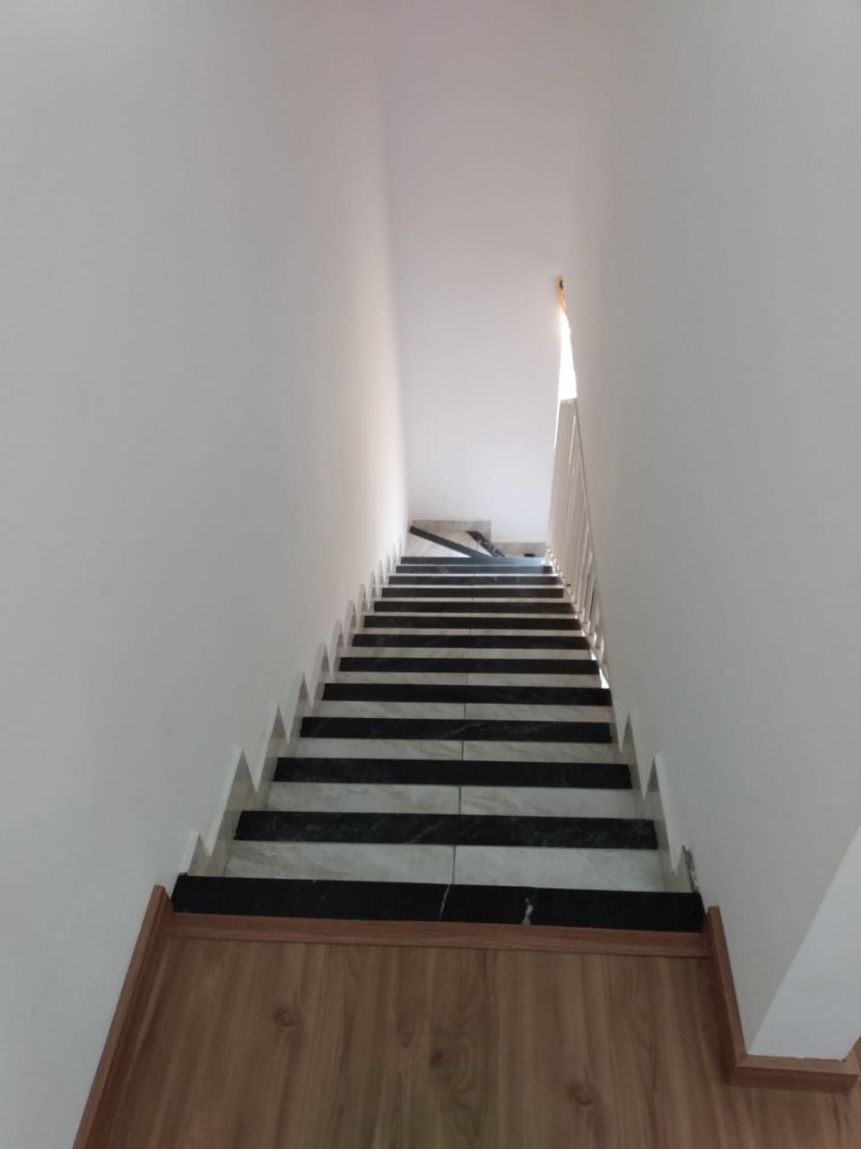 Imagem Casa com 2 Quartos à Venda, 57 m² em Monte Carlo - Santa Luzia Imagem Casa com 2 Quartos à Venda, 57 m² em Monte Carlo - Santa Luzia