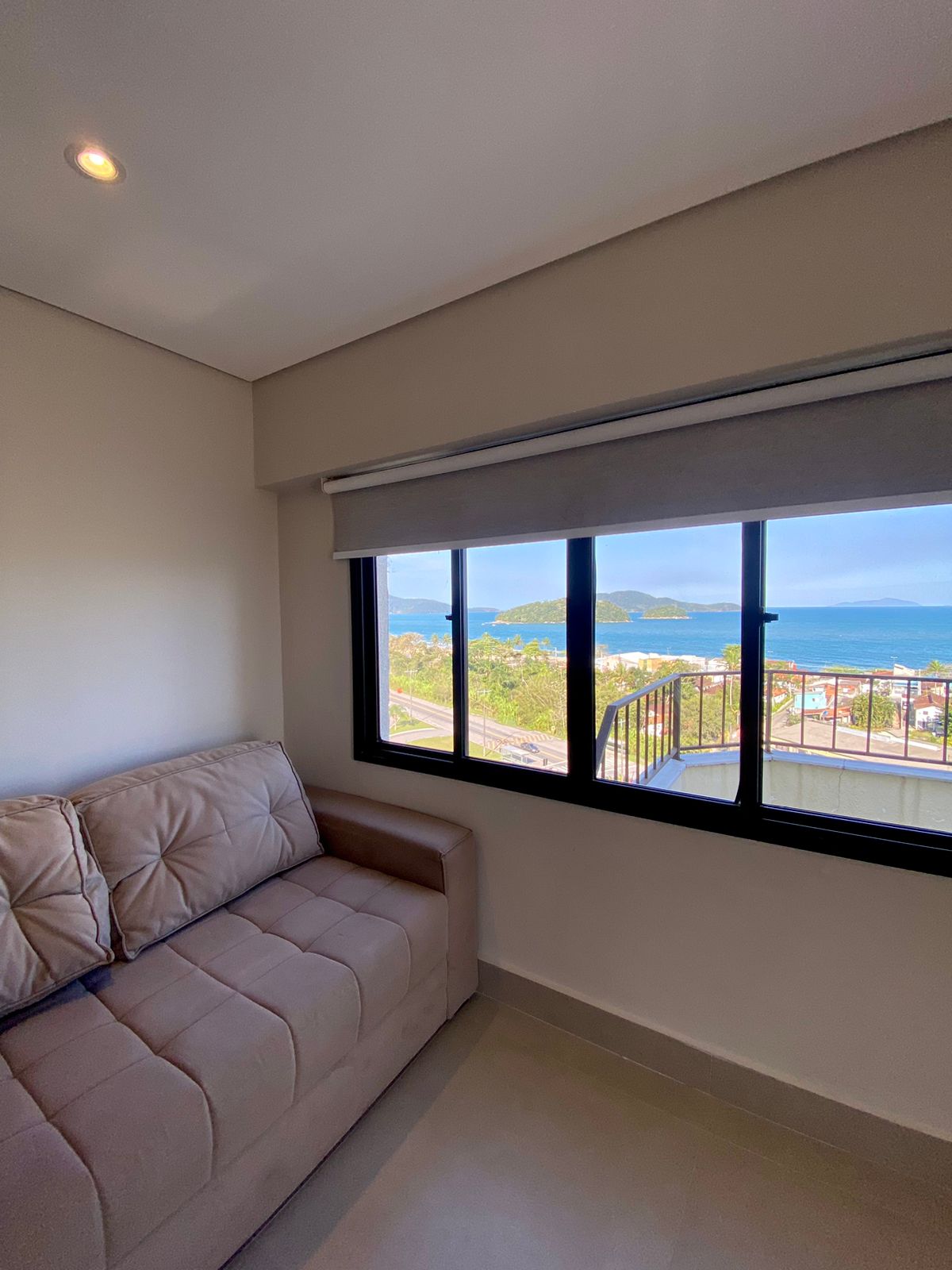 Imagem Cobertura com 3 Quartos à Venda, 132 m²em Massaguaçu - Caraguatatuba