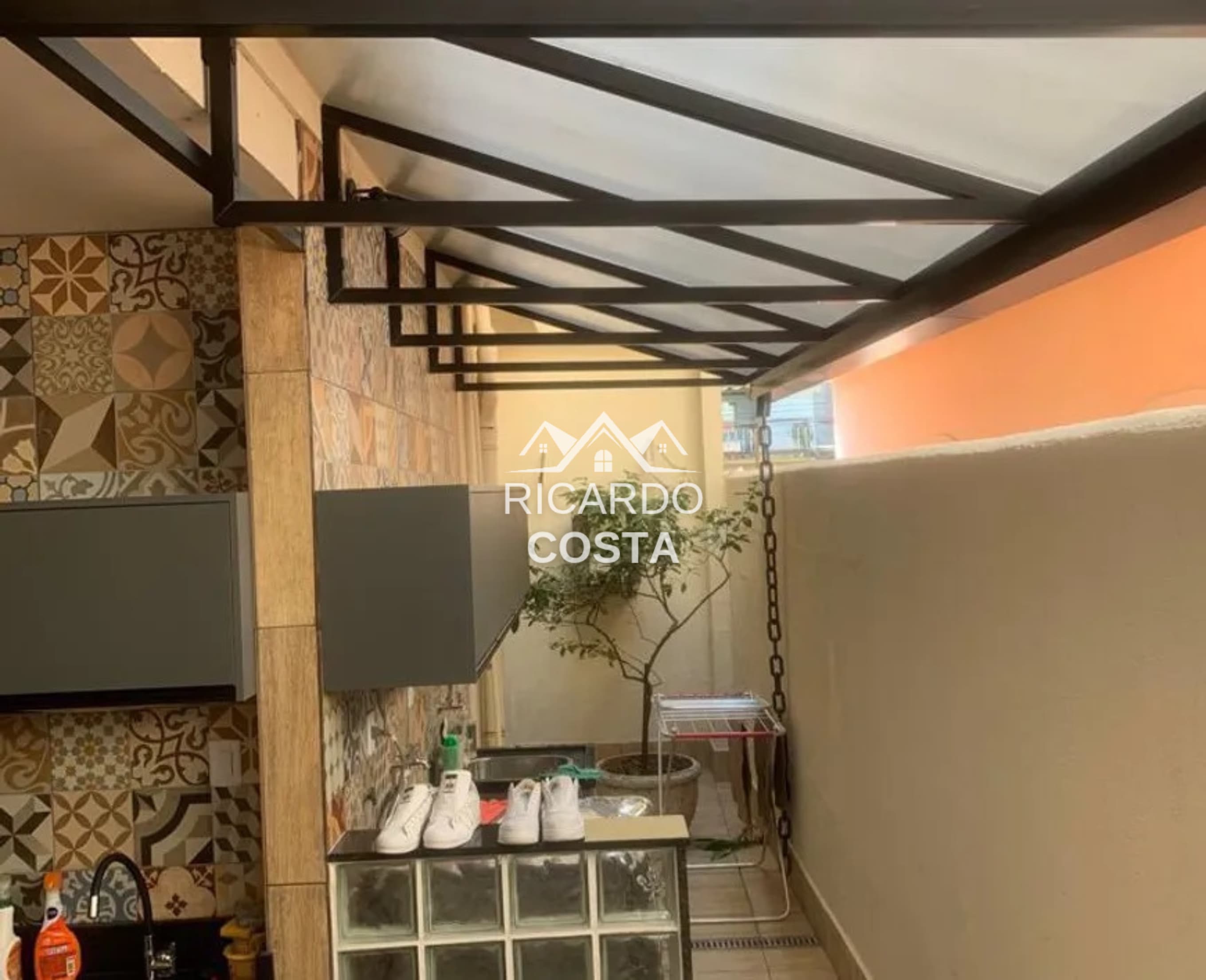 Imagem Casa de Vila com 4 Quartos à Venda, 300 m² em Taquara - Rio de Janeiro Imagem Casa de Vila com 4 Quartos à Venda, 300 m² em Taquara - Rio de Janeiro