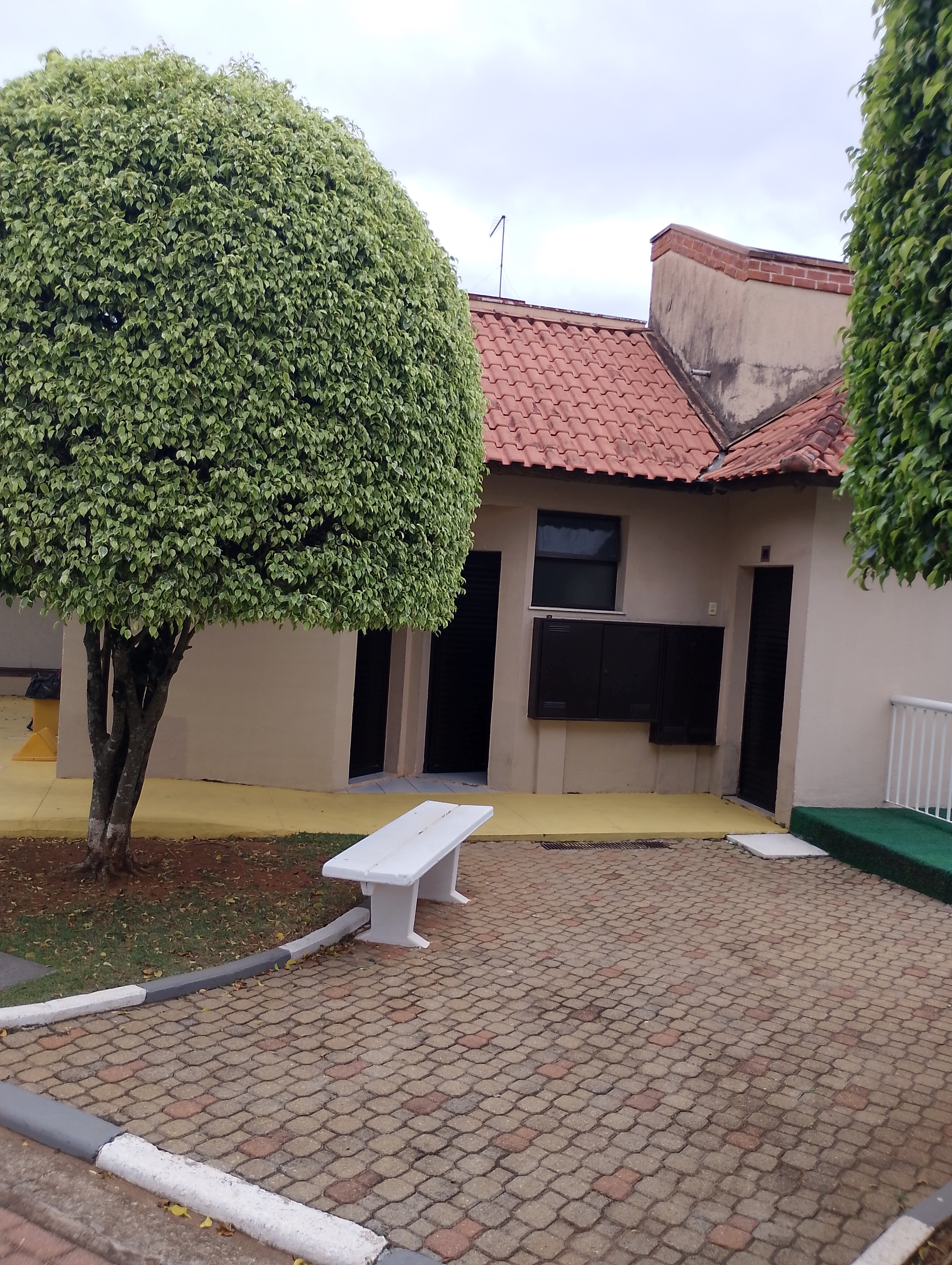 Casa de Condomínio com 3 Quartos à Venda ou Locação, 212 m²em Chácara Jafet - Mogi das Cruzes