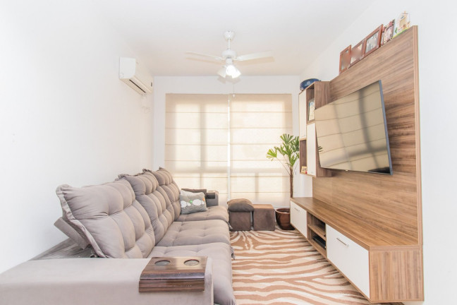 Imagem Apartamento com 3 Quartos à Venda, 70 m² em Azenha - Porto Alegre