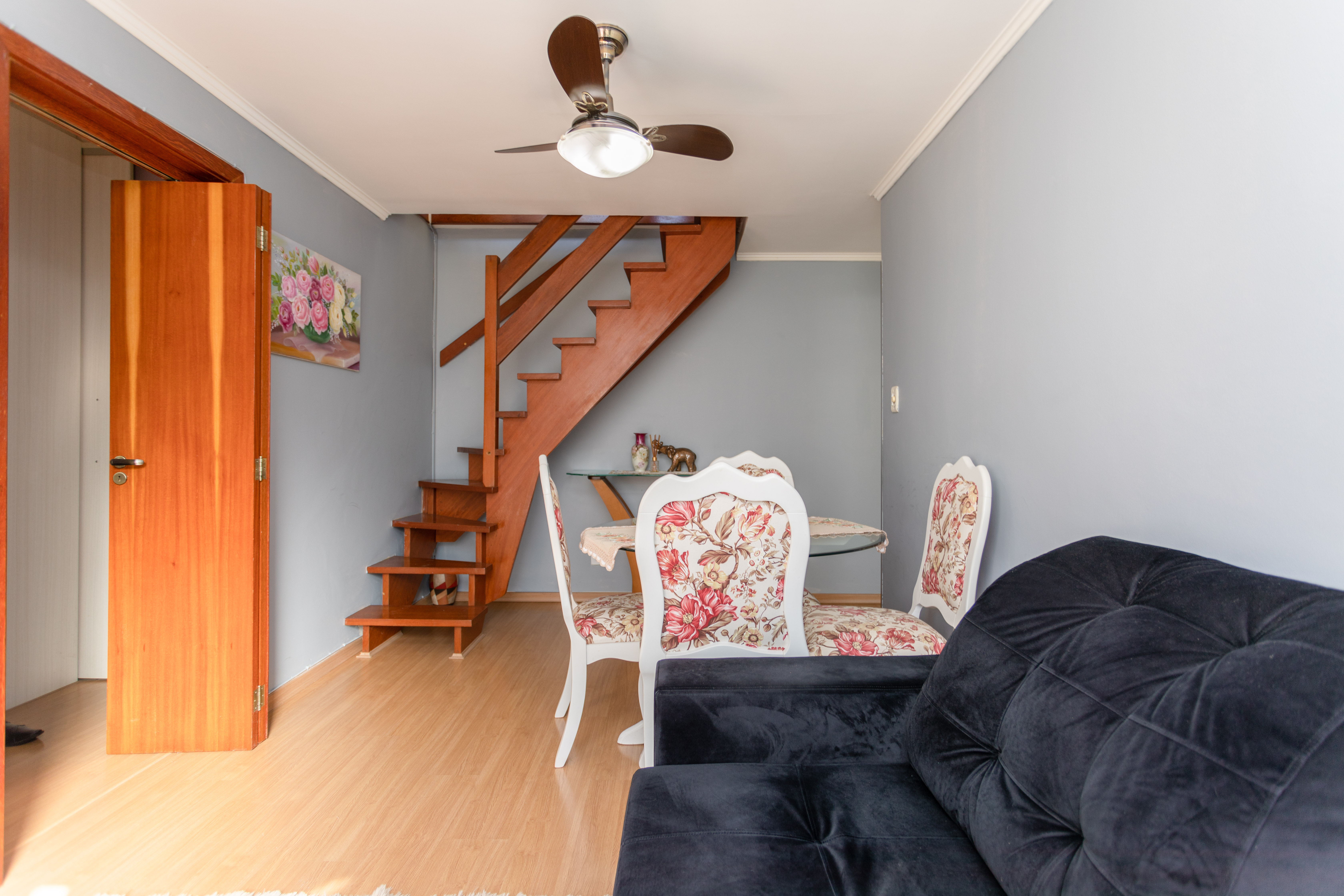 Imagem Cobertura com 2 Quartos à Venda, 80 m² em Vila Ipiranga - Porto Alegre Imagem Cobertura com 2 Quartos à Venda, 80 m² em Vila Ipiranga - Porto Alegre