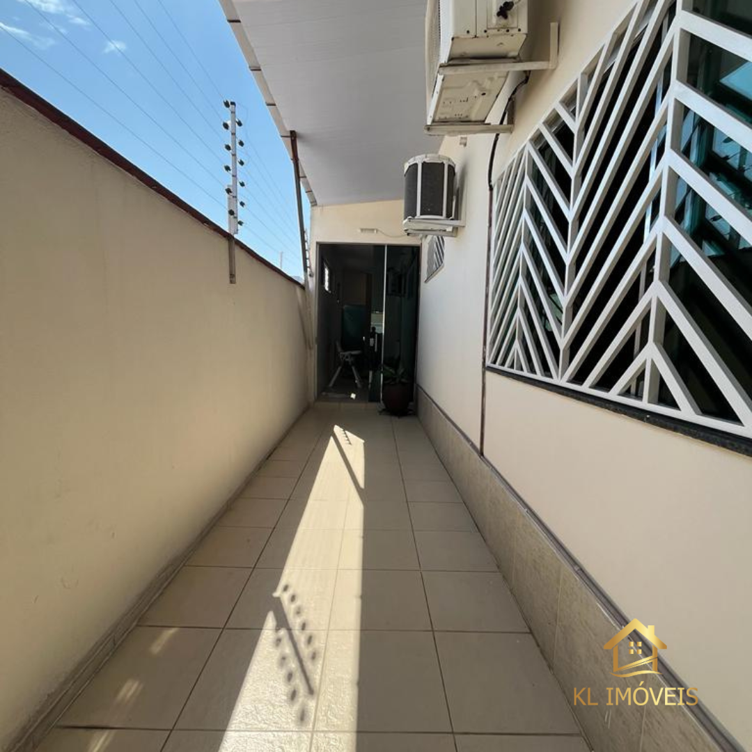Imagem Casa à Venda, 300 m²em Dom Pedro I - Manaus Imagem Casa à Venda, 300 m²em Dom Pedro I - Manaus