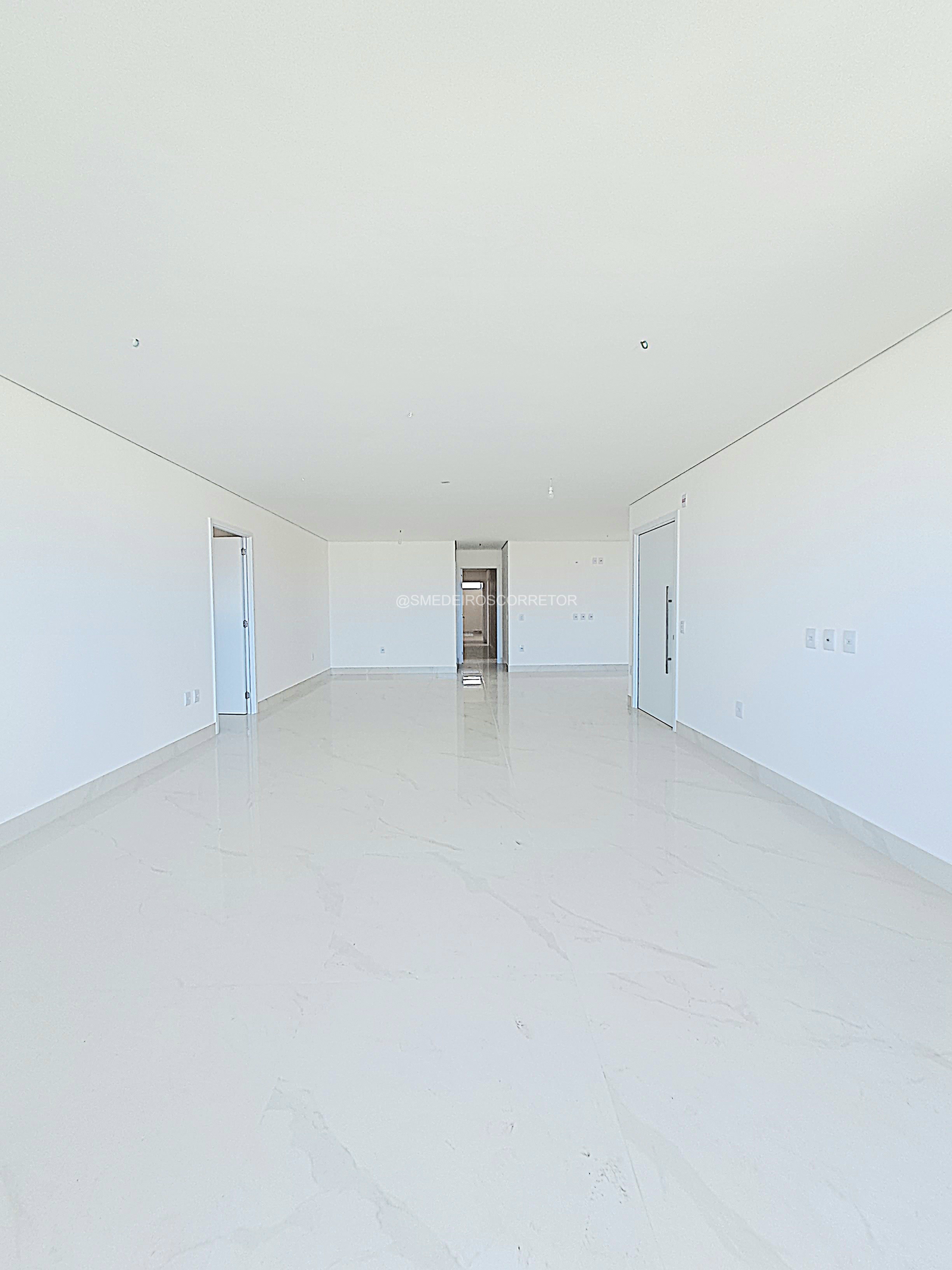 Imagem Apartamento com 4 Quartos à Venda, 209 m²em Meireles - Fortaleza