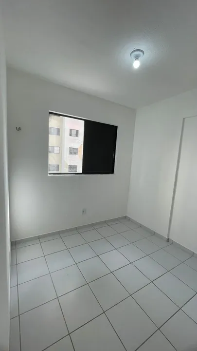 Imagem Apartamento com 2 Quartos à Venda, 44 m²em Emaús - Parnamirim