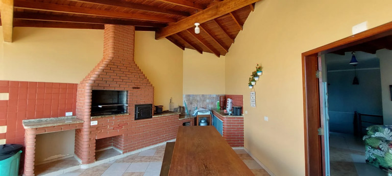 Imagem Sobrado com 4 Quartos à Venda, 205 m²em Martim de Sá  - Caraguatatuba