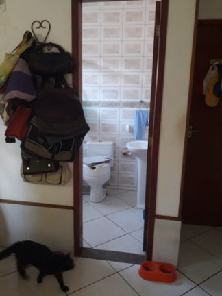 Imagem Casa de Condomínio com 4 Quartos à Venda, 200 m² em Vargem Grande - Teresópolis