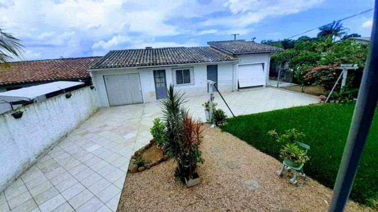 Imagem Casa com 3 Quartos à Venda, 148 m² em Milanese - Criciúma