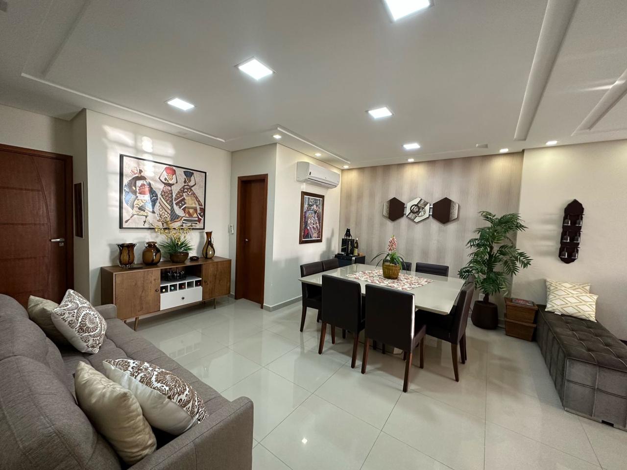 Imagem Apartamento com 4 Quartos à Venda, 232 m² em Guilhermina - Praia Grande