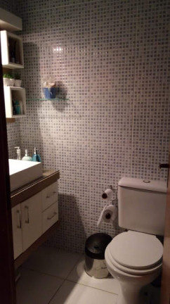 Imagem Sobrado com 3 Quartos à Venda,  em Jardim Leopoldina - Porto Alegre