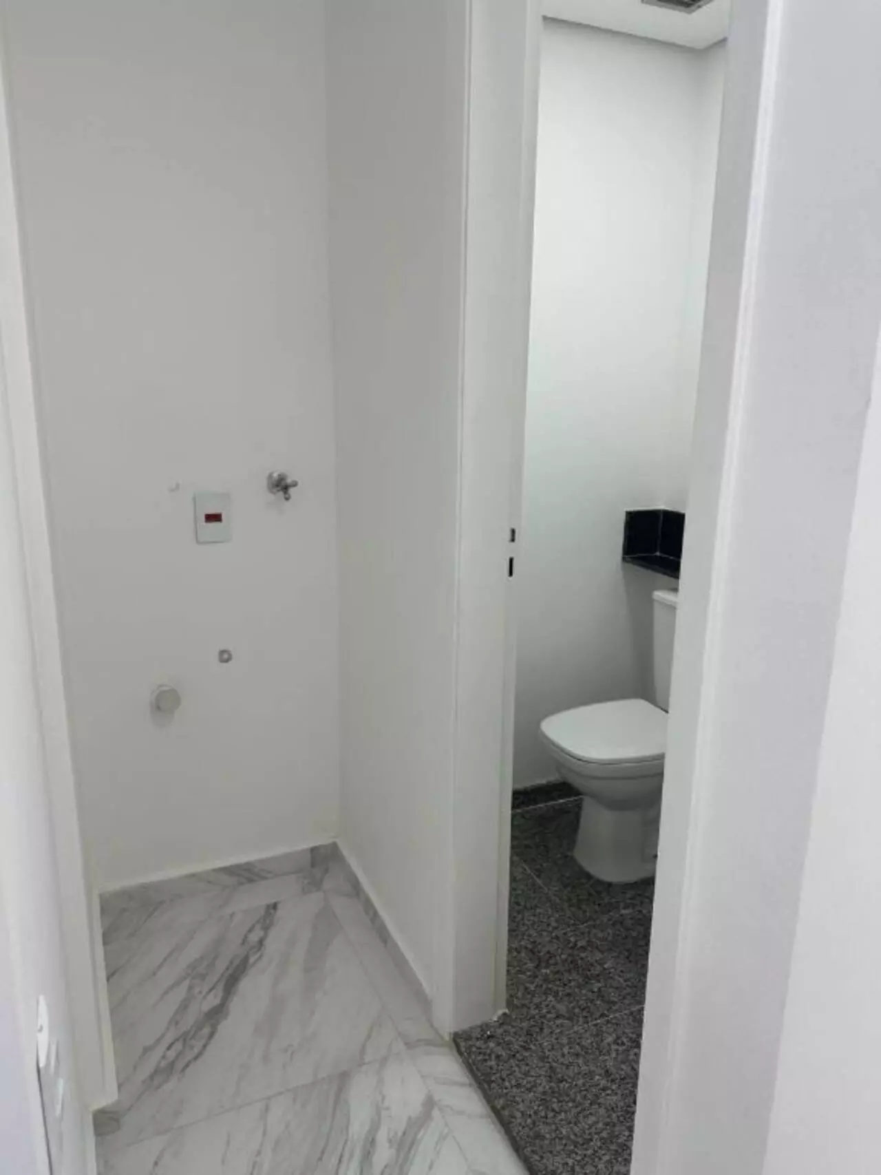 Imagem Sala Comercial à Venda ou Locação, 74 m²em Vila Olímpia - São Paulo Imagem Sala Comercial à Venda ou Locação, 74 m²em Vila Olímpia - São Paulo