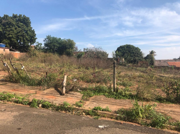 Imagem Terreno à Venda, 330 m² em Vila Nove de Julho - Bauru Imagem Terreno à Venda, 330 m² em Vila Nove de Julho - Bauru