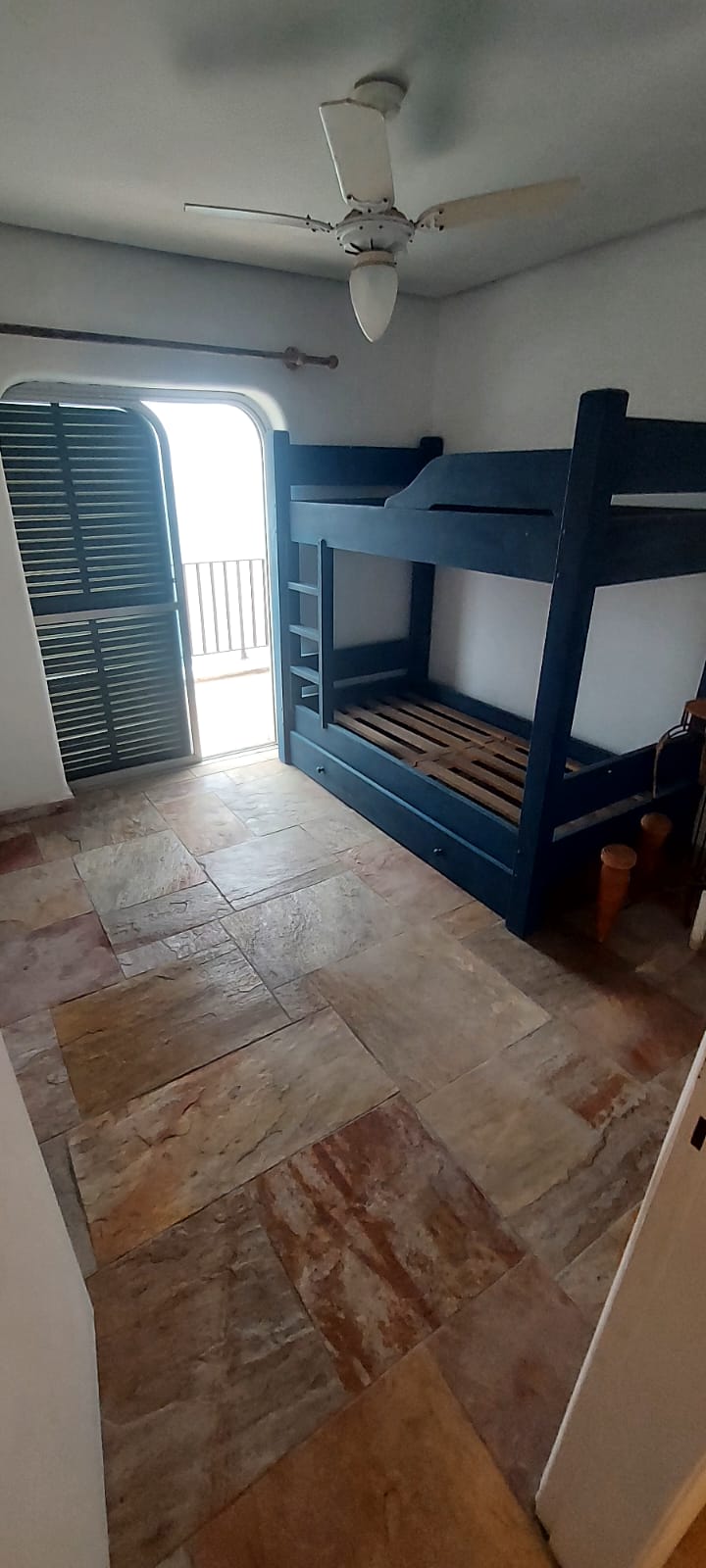 Imagem Cobertura com 3 Quartos à Venda, 300 m²em Jardim Astúrias - Guarujá