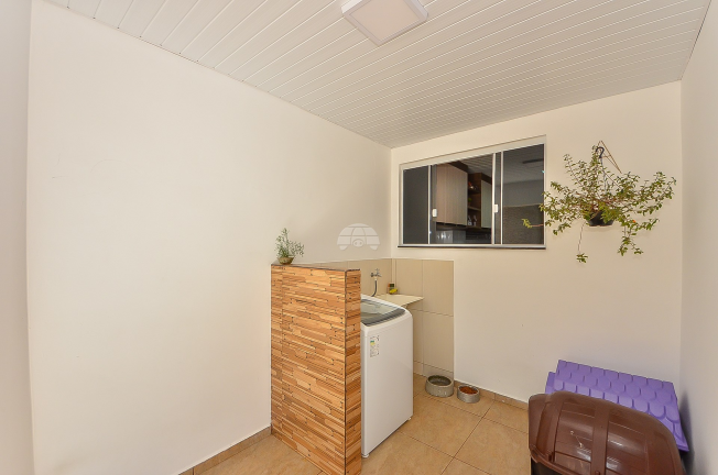 Imagem Casa com 2 Quartos à Venda, 68 m² em Ganchinho - Curitiba