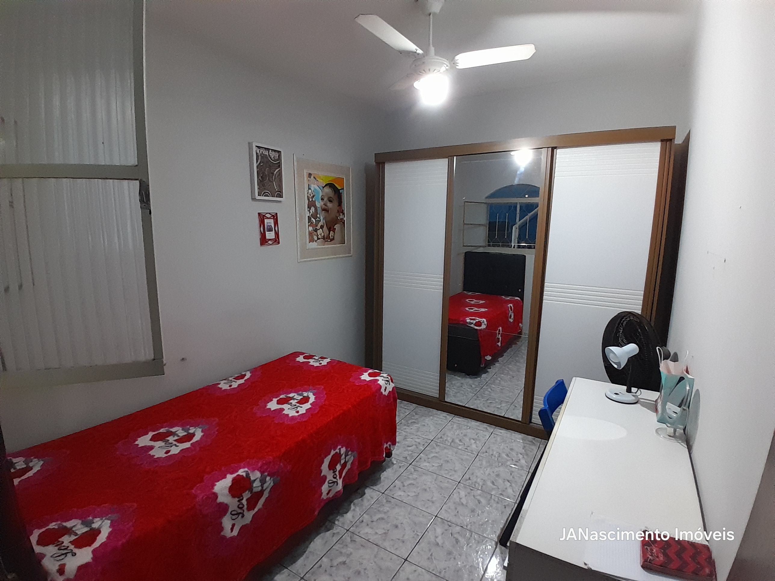 Imagem Casa com 2 Quartos à Venda, 150 m² em Bangu - Rio de Janeiro