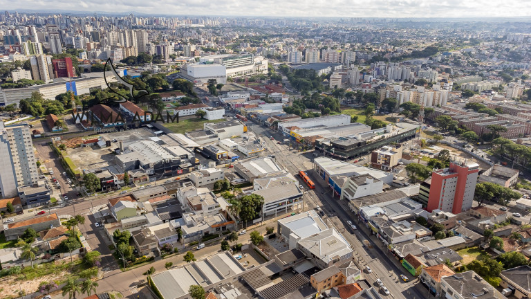 Imagem Imóvel Comercial à Venda, 751 m²em Novo Mundo - Curitiba Imagem Imóvel Comercial à Venda, 751 m²em Novo Mundo - Curitiba