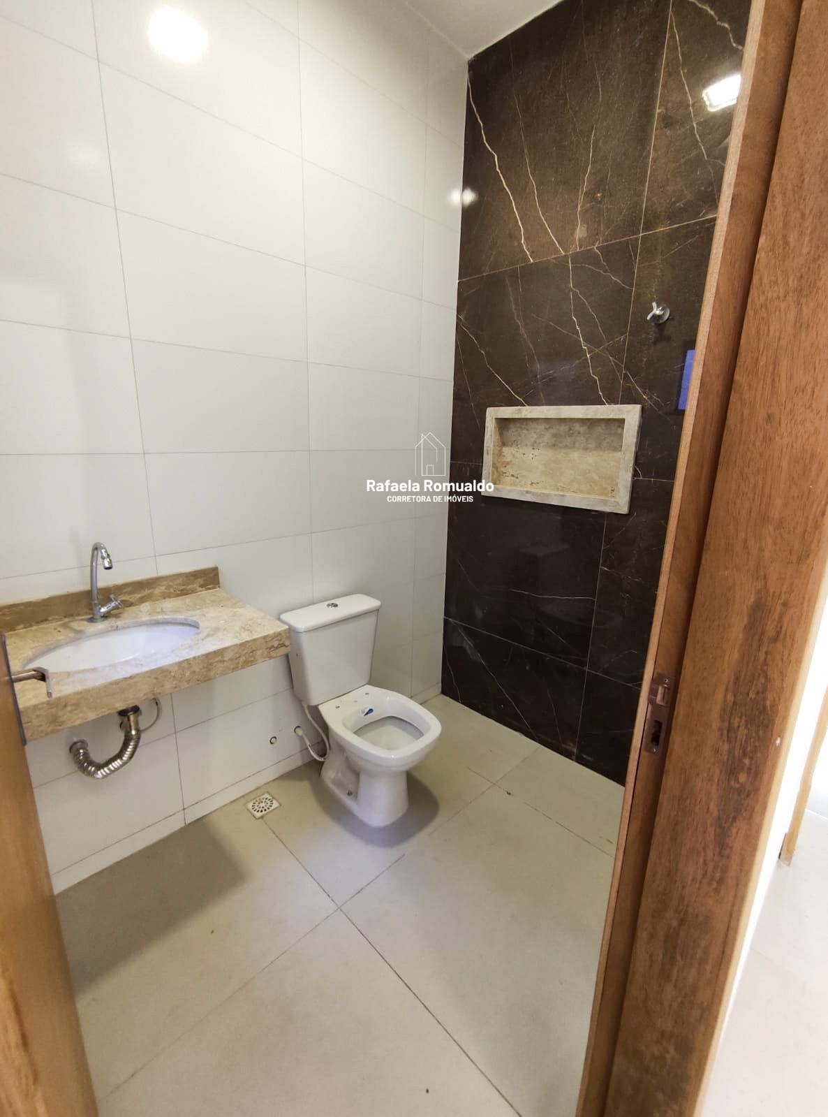 Imagem Casa com 3 Quartos à Venda, 93 m²em Residencial Santa Fé - Goiânia