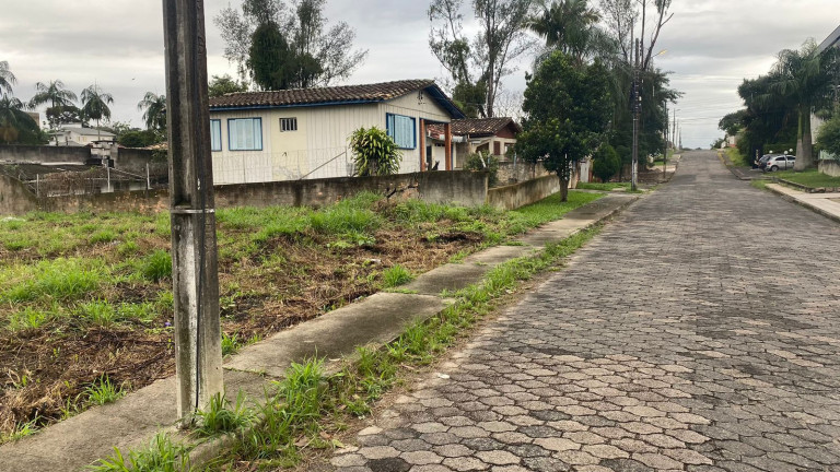 Imagem Terreno à Venda, 750 m² em Santa Augusta - Criciúma Imagem Terreno à Venda, 750 m² em Santa Augusta - Criciúma