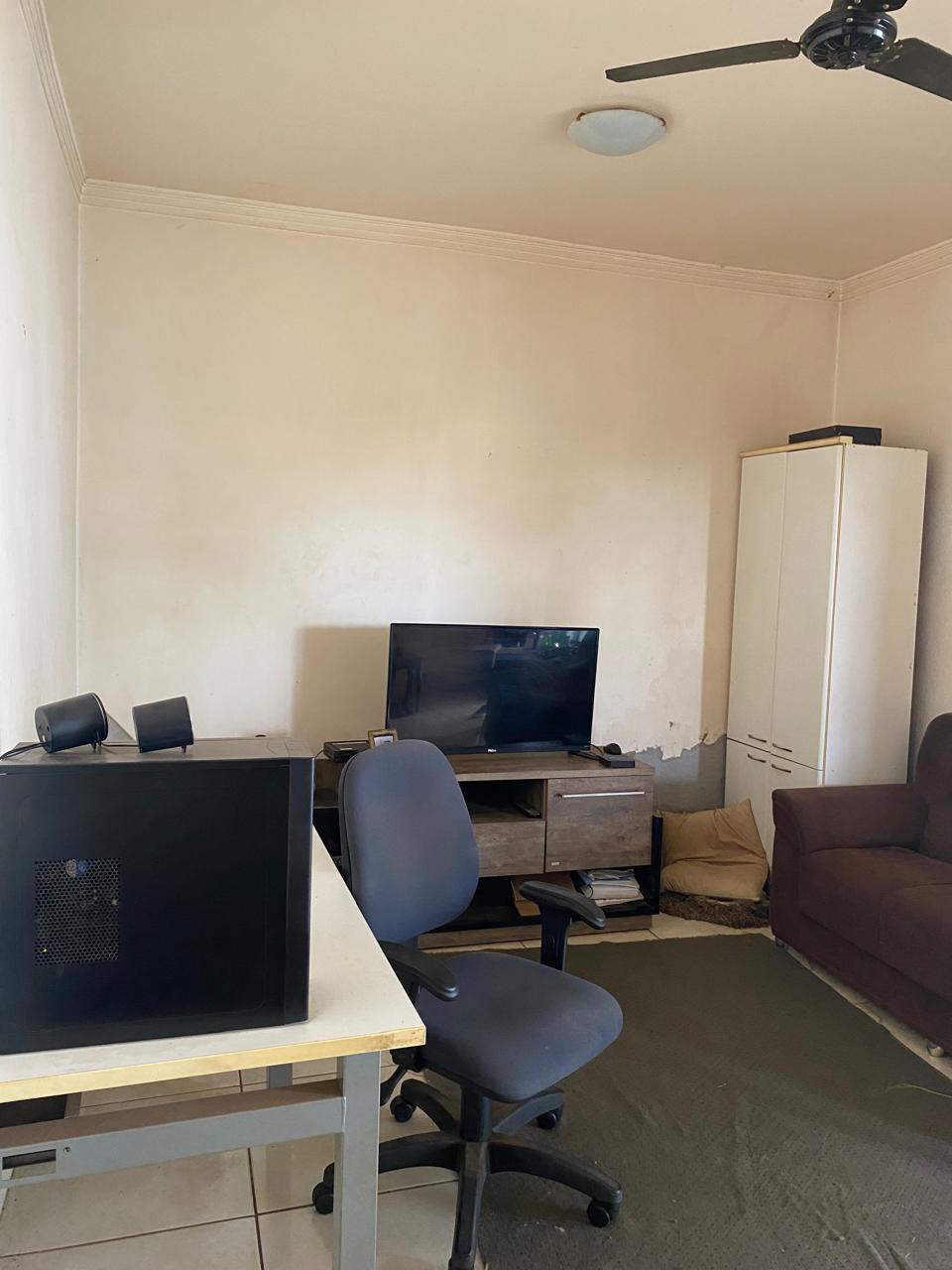 Imagem Casa com 2 Quartos à Venda, 200 m² em Conjunto Habitacional São Deocleciano - São José do Rio Preto Imagem Casa com 2 Quartos à Venda, 200 m² em Conjunto Habitacional São Deocleciano - São José do Rio Preto