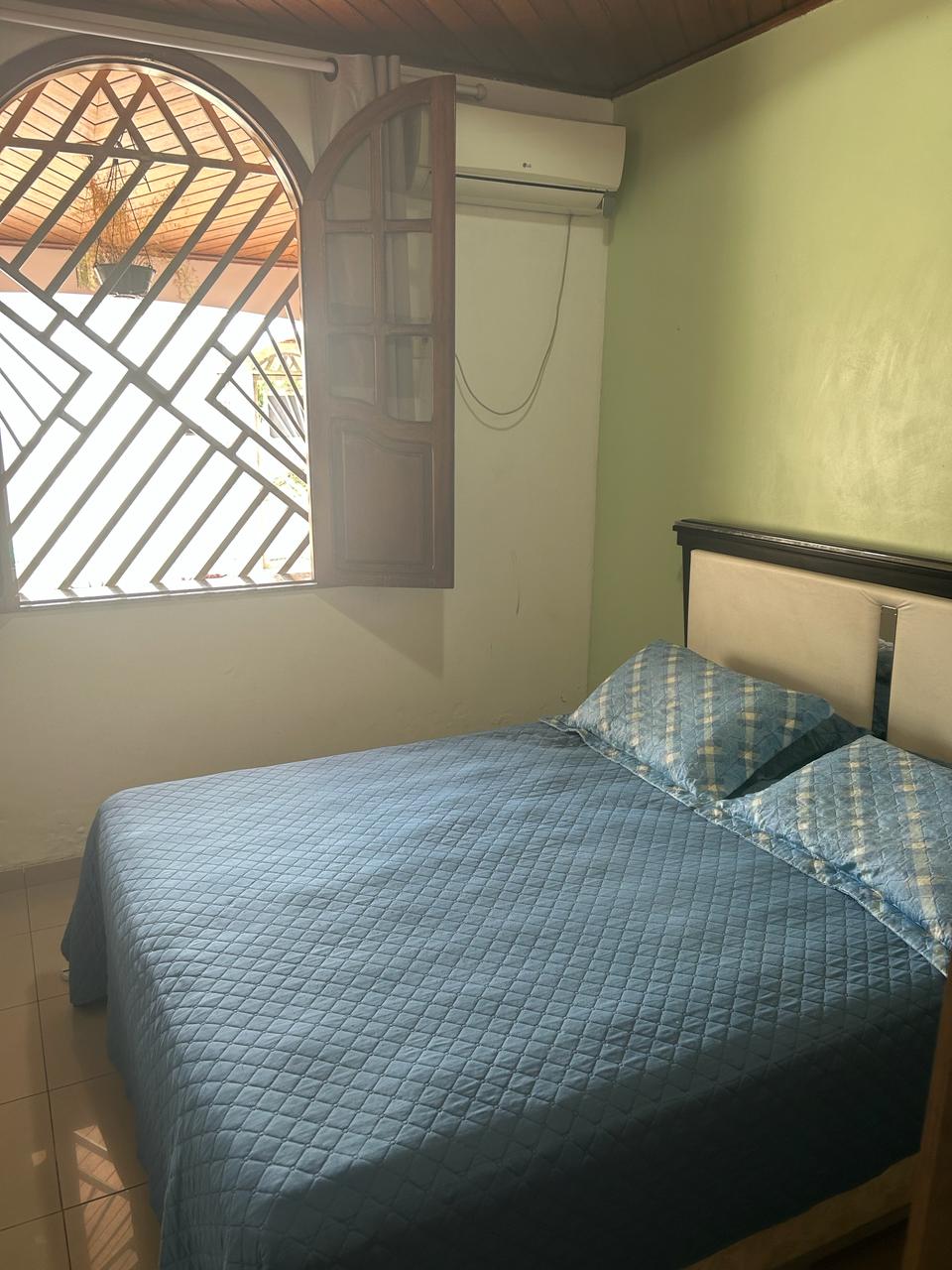 Imagem Casa com 4 Quartos à Venda, 240 m²em Marambaia - Belém
