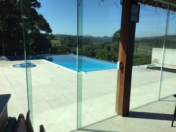 Imagem Chácara com 5 Quartos à Venda, 420 m² em CAMPO LARGO - Jarinu
