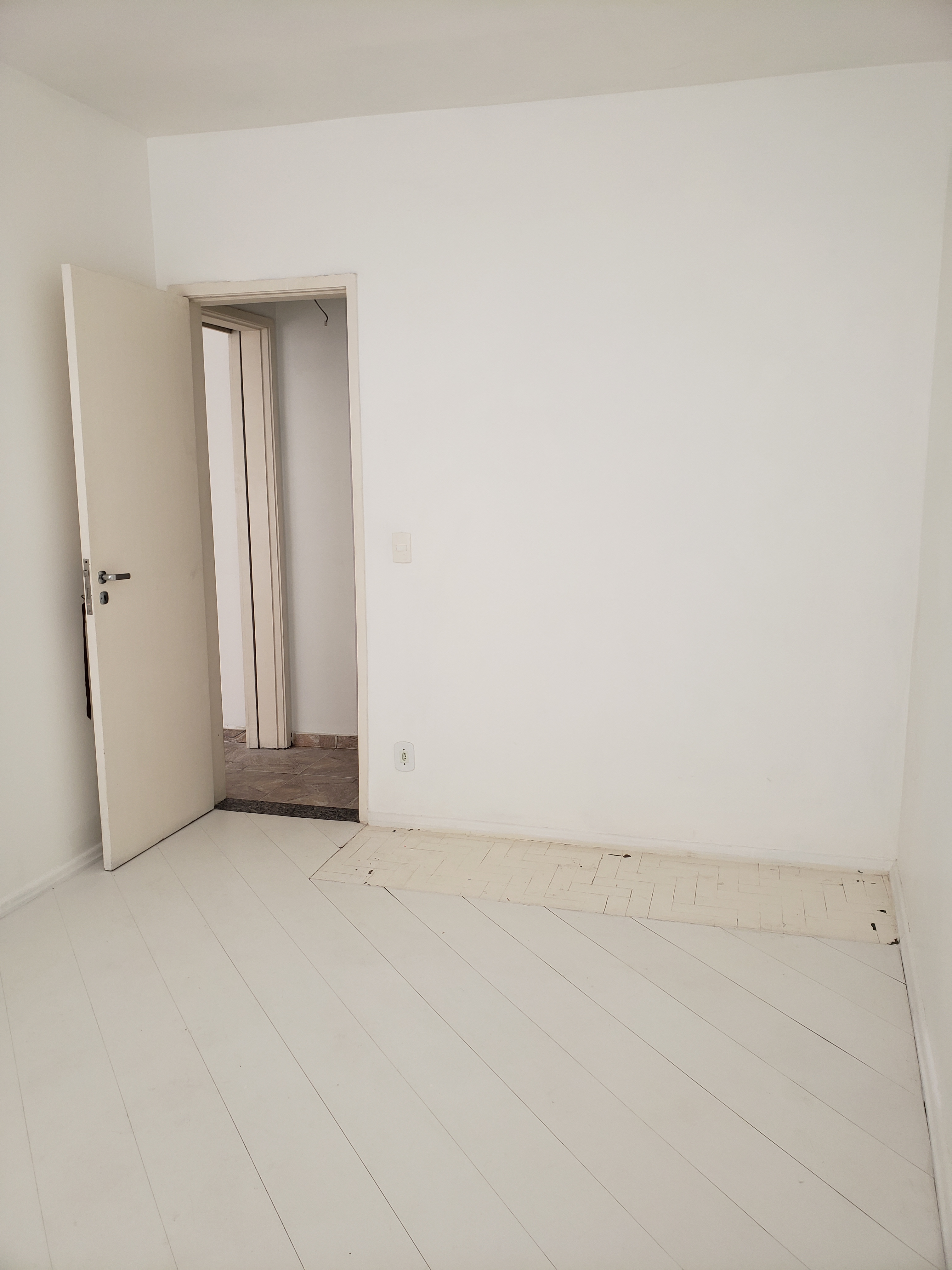 Imagem Apartamento com 2 Quartos à Venda, 70 m²em Icaraí - Niterói Imagem Apartamento com 2 Quartos à Venda, 70 m²em Icaraí - Niterói