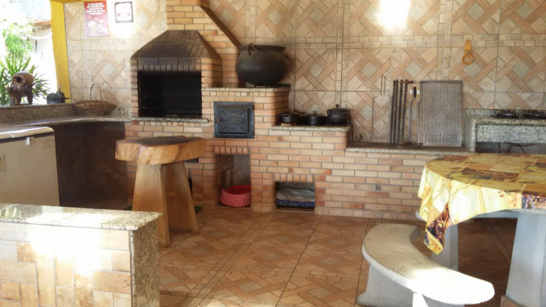Imagem Chácara com 4 Quartos à Venda, 250 m² em Vila Cândida - São José dos Campos