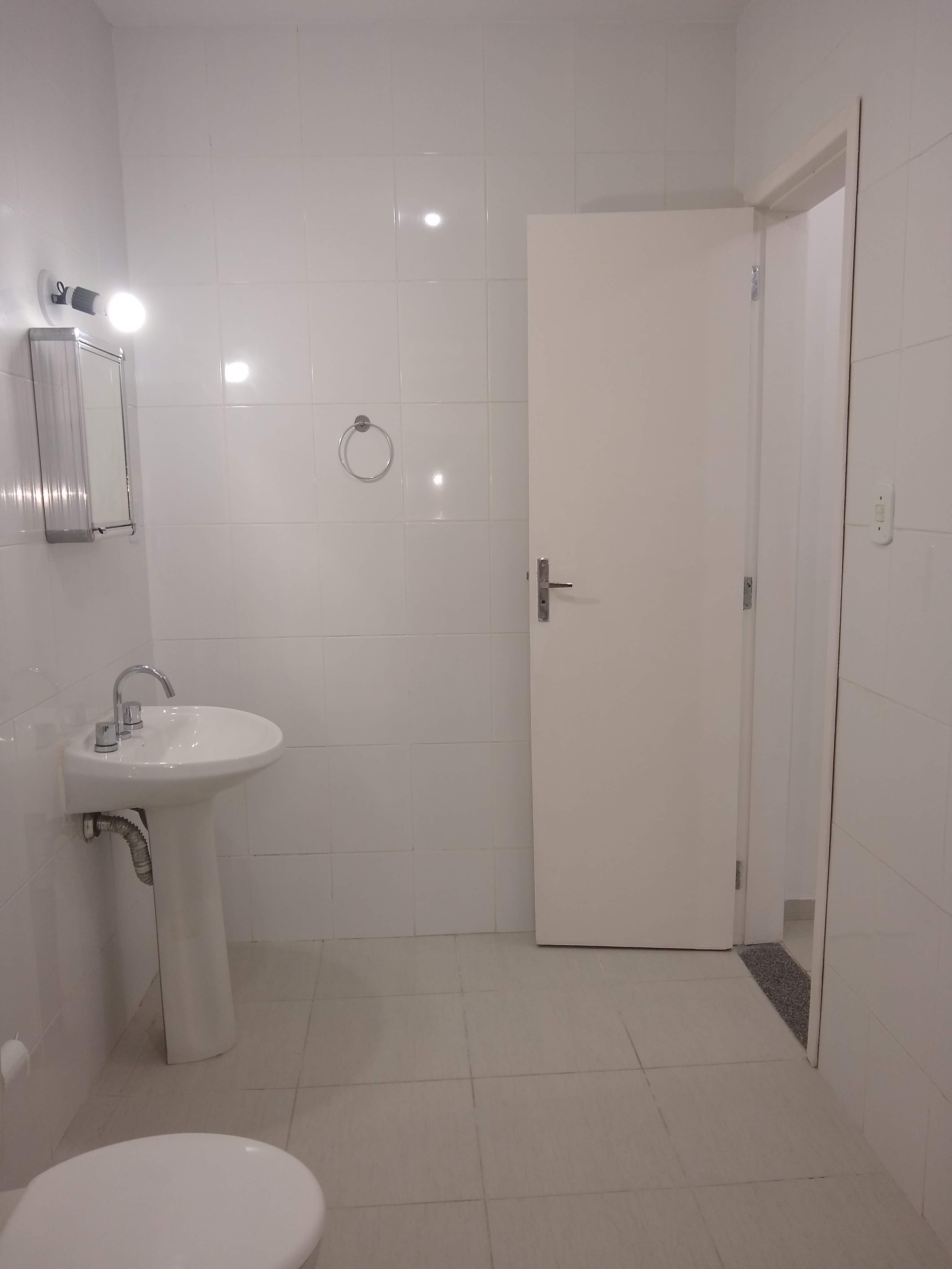 Imagem Casa de Condomínio com 1 Quarto para Alugar, 55 m²em Freguesia (Ilha do Governador) - Rio de Janeiro Imagem Casa de Condomínio com 1 Quarto para Alugar, 55 m²em Freguesia (Ilha do Governador) - Rio de Janeiro