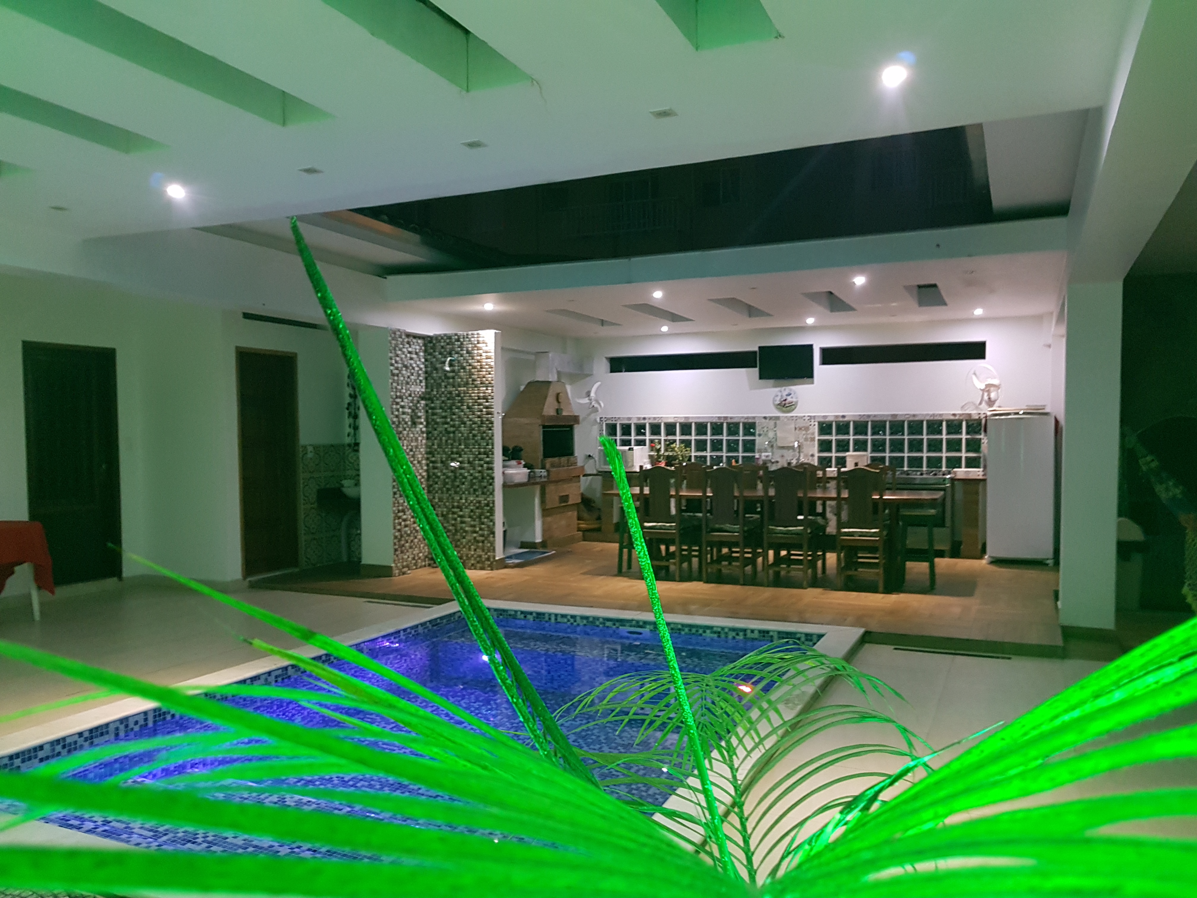 Casa com 4 Quartos para Alugar ou Temporada, 350 m²em Perequê Açu - Ubatuba