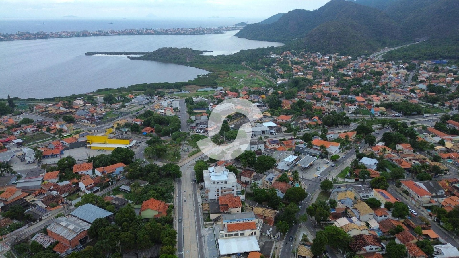 Apartamento com 2 Quartos à Venda, 78 m² em Piratininga - Niterói