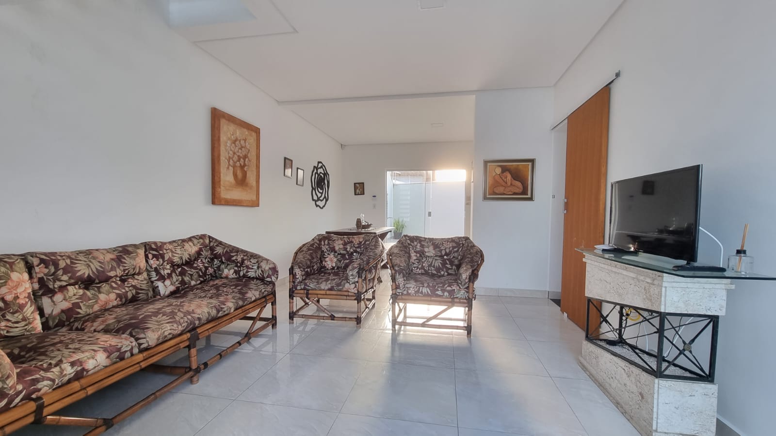 Imagem Casa com 3 Quartos à Venda, 110 m²em Jardim Regina - Itanhaém