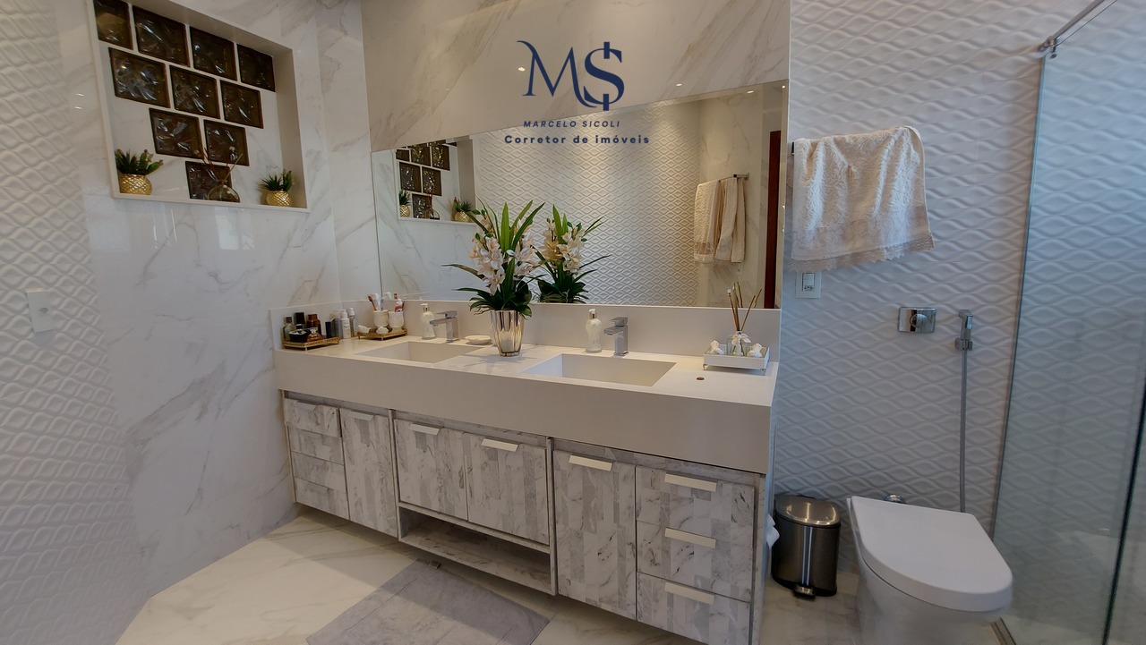 Imagem Casa com 5 Quartos à Venda, 400 m²em Guará II - Brasília
