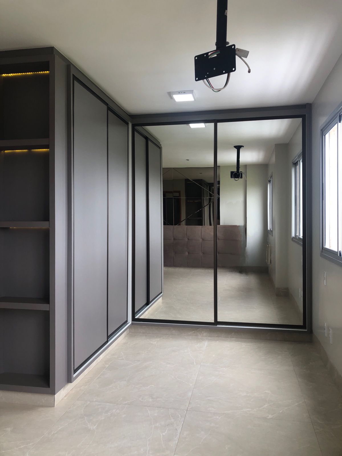 Imagem Apartamento com 2 Quartos à Venda, 56 m² em Vila Cruzeiro do Sul - Aparecida de Goiânia Imagem Apartamento com 2 Quartos à Venda, 56 m² em Vila Cruzeiro do Sul - Aparecida de Goiânia