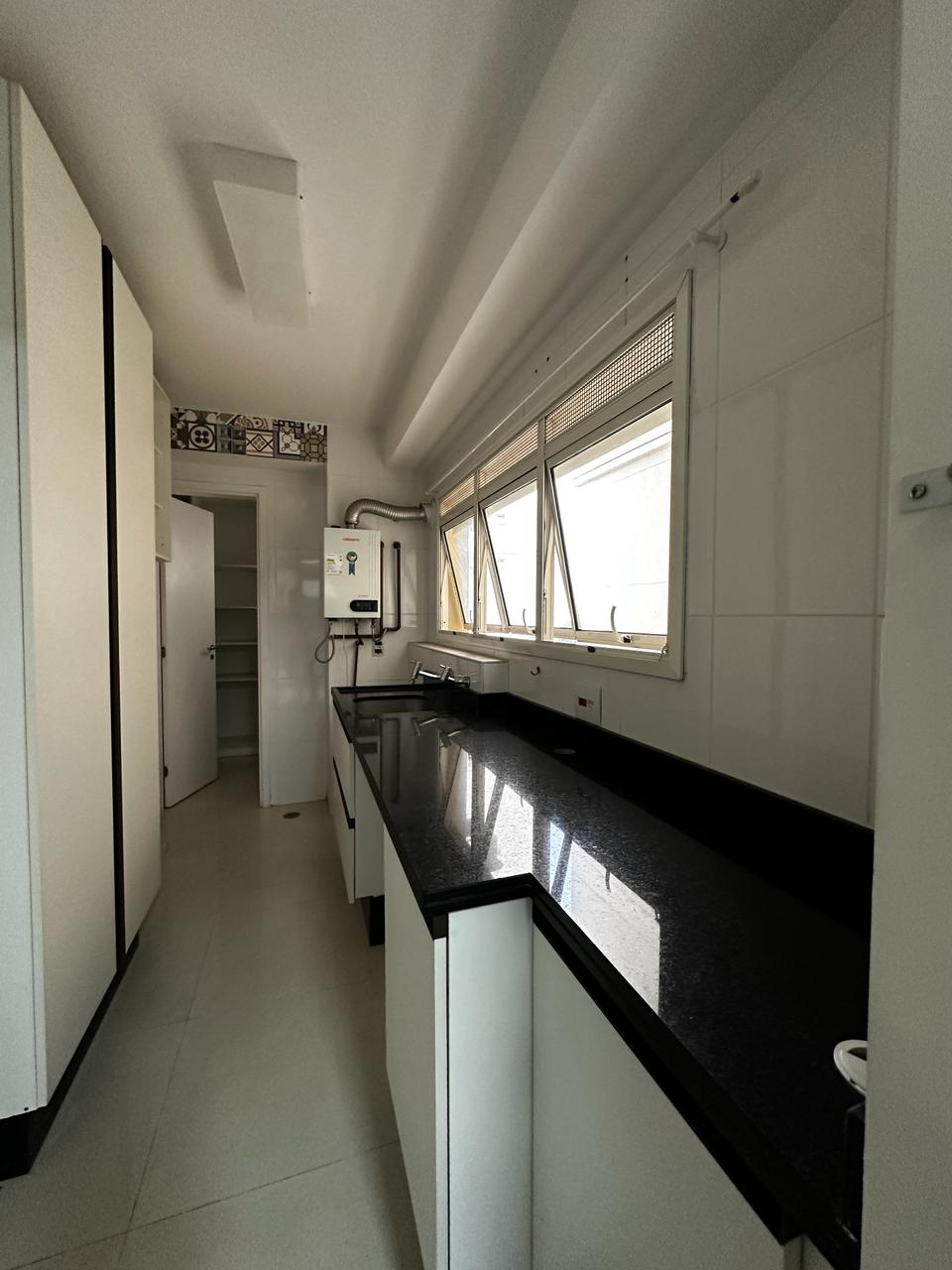 Imagem Apartamento com 4 Quartos à Venda, 182 m²em Vila Rosália - Guarulhos