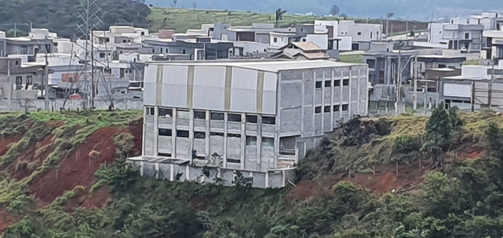 Galpão à Venda, 570 m² em Setville Altos de São José - São José dos Campos