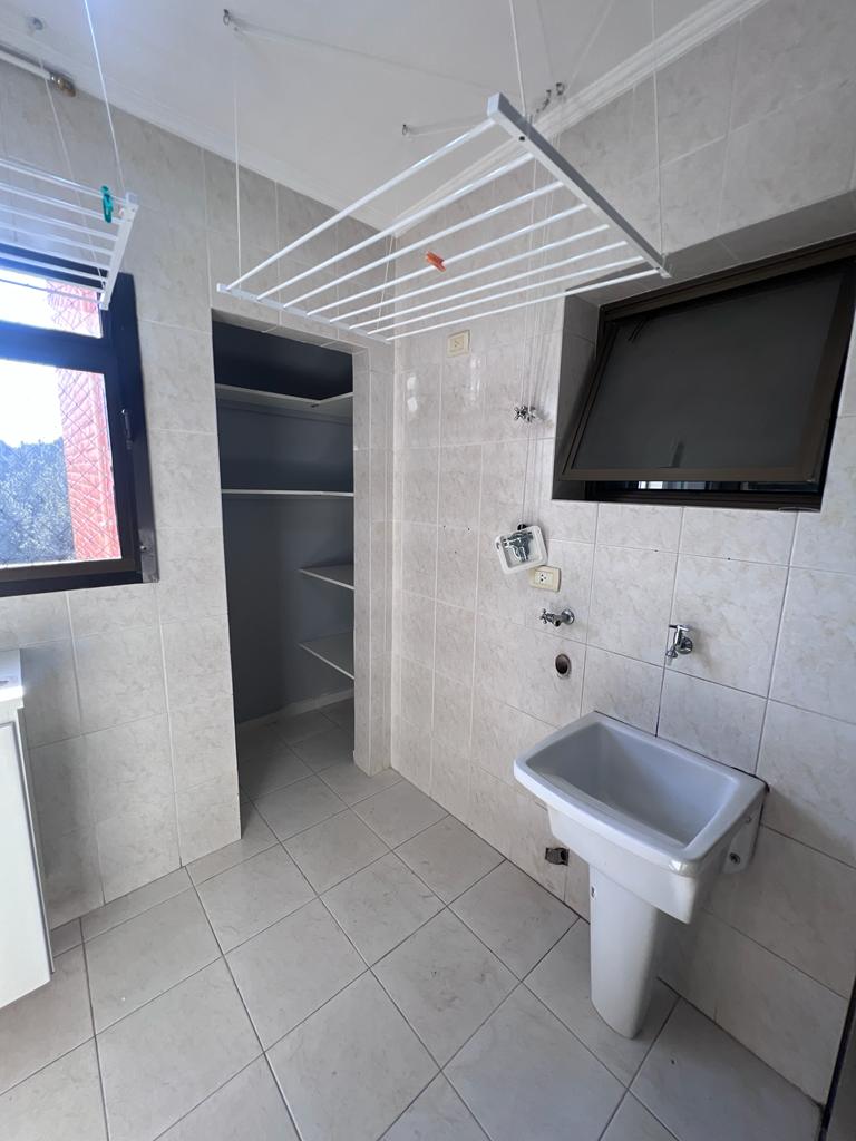 Imagem Apartamento com 3 Quartos à Venda, 114 m²em Alphaville - Santana de Parnaíba Imagem Apartamento com 3 Quartos à Venda, 114 m²em Alphaville - Santana de Parnaíba