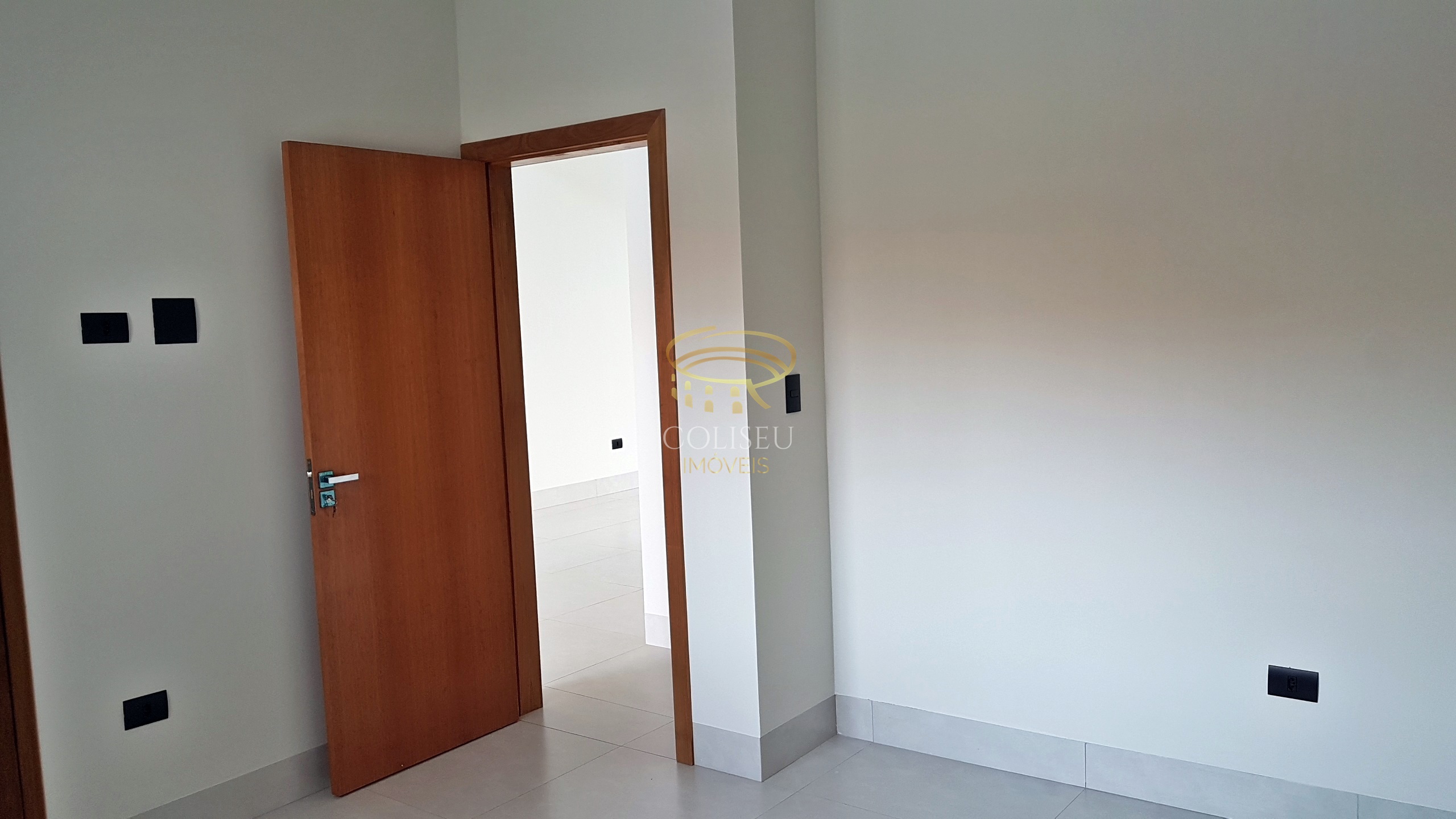 Imagem Casa com 3 Quartos à Venda, 107 m²em Jardim Paraíso - Maringá