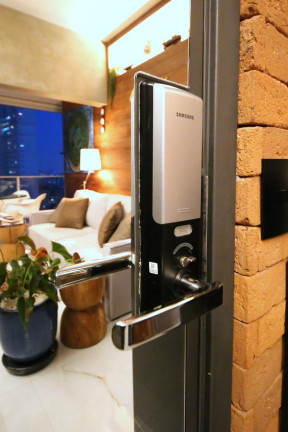 Imagem Apartamento com 1 Quarto para Alugar,  em Cidade Monções - São Paulo