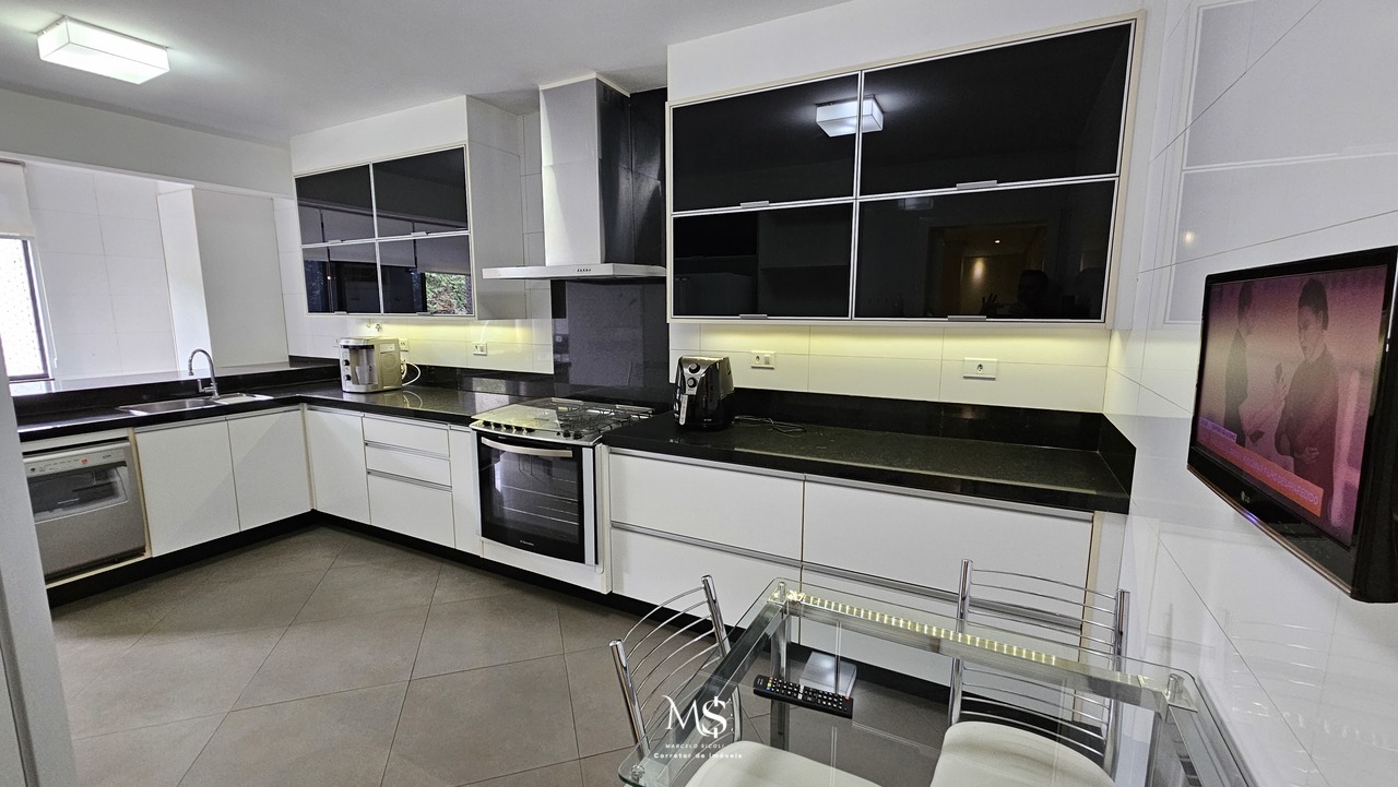 Imagem Apartamento com 3 Quartos à Venda, 168 m² em Asa Norte - Brasília