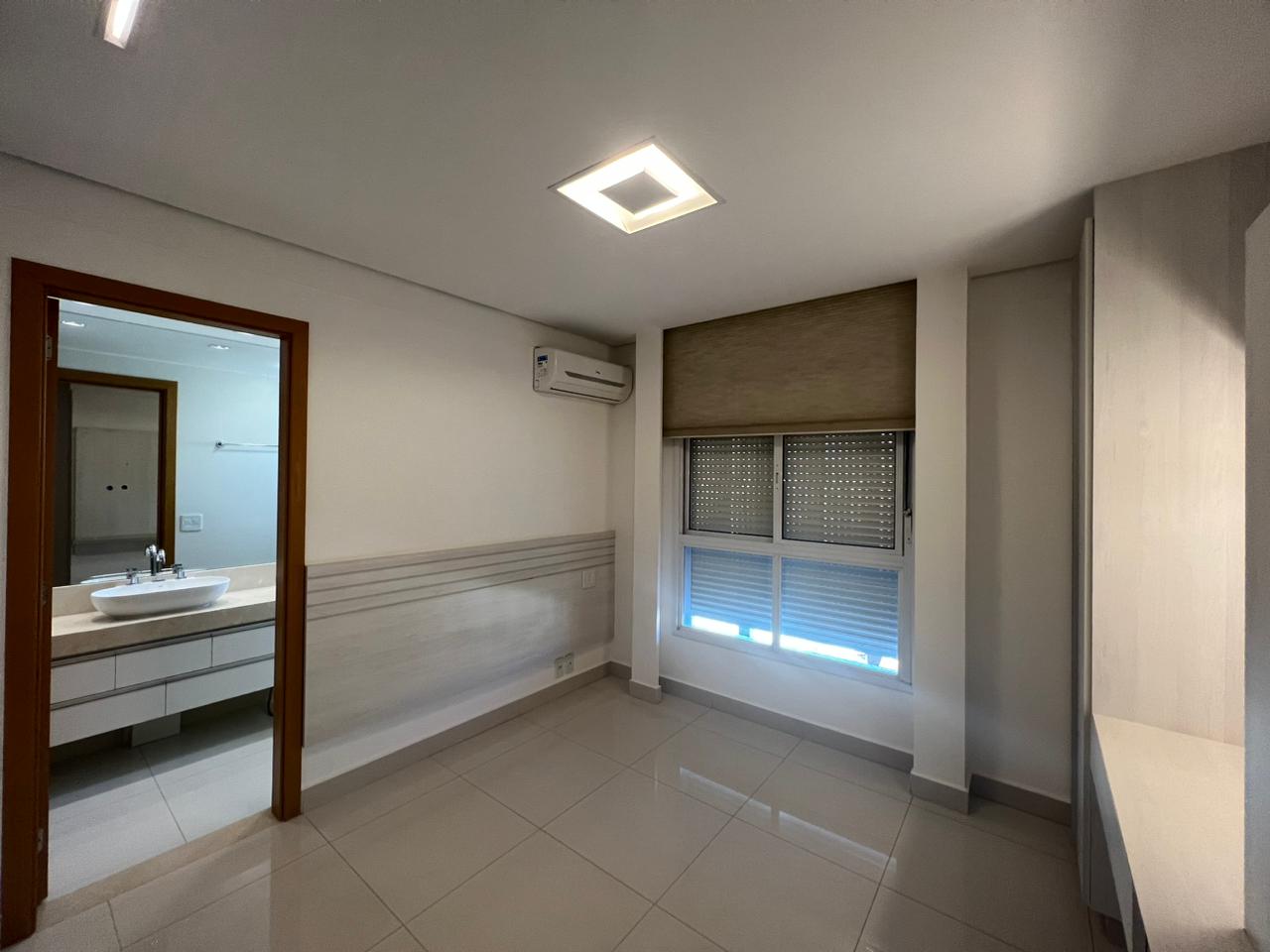 Imagem Apartamento com 4 Quartos à Venda, 305 m²em Setor Oeste - Goiânia
