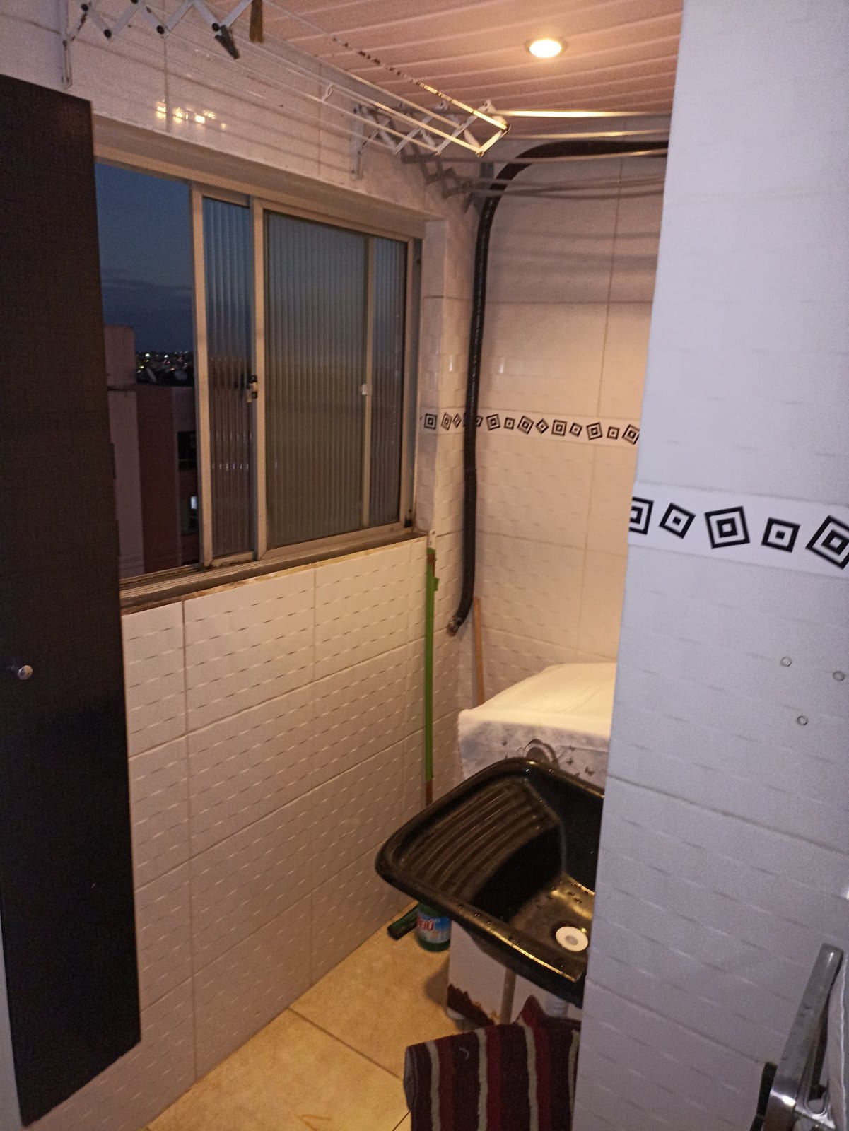 Imagem Apartamento com 2 Quartos à Venda, 43 m²em Recreio Ipitanga - Lauro de Freitas