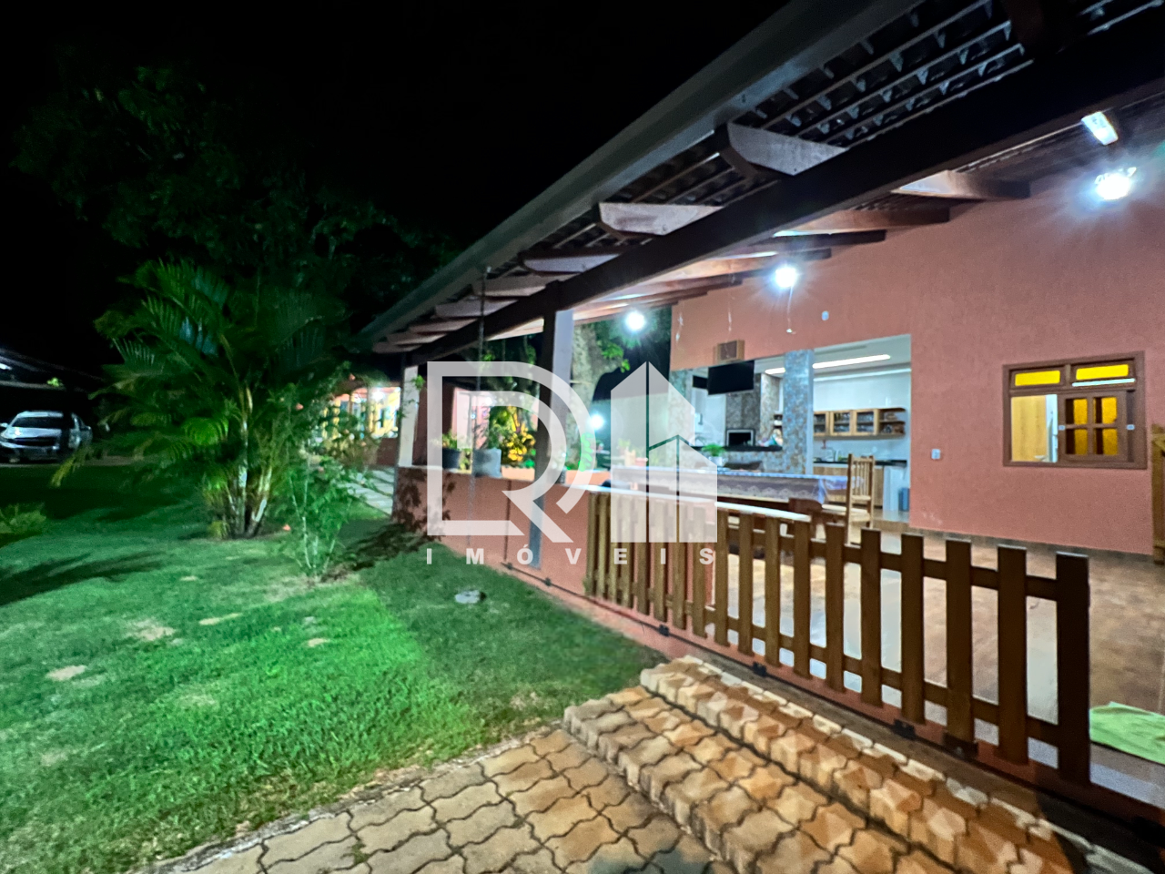 Imagem Casa com 3 Quartos à Venda, 400 m² em OLHOS D'ÁGUA - Alexânia Imagem Casa com 3 Quartos à Venda, 400 m² em OLHOS D'ÁGUA - Alexânia