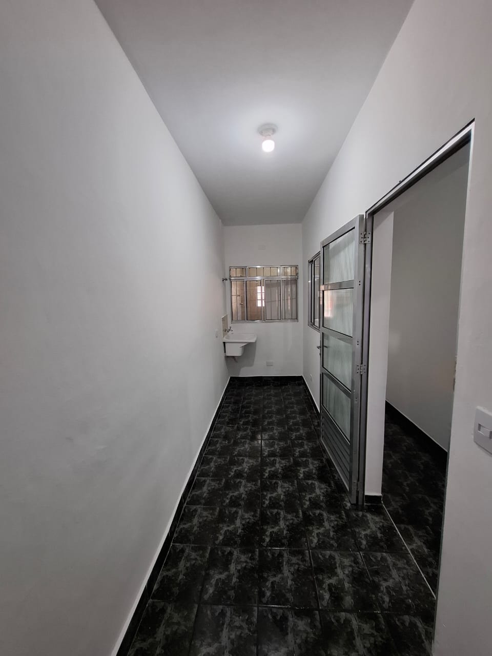 Imagem Casa com 2 Quartos para Alugar, em Jardim Souza - São Paulo Imagem Casa com 2 Quartos para Alugar, em Jardim Souza - São Paulo