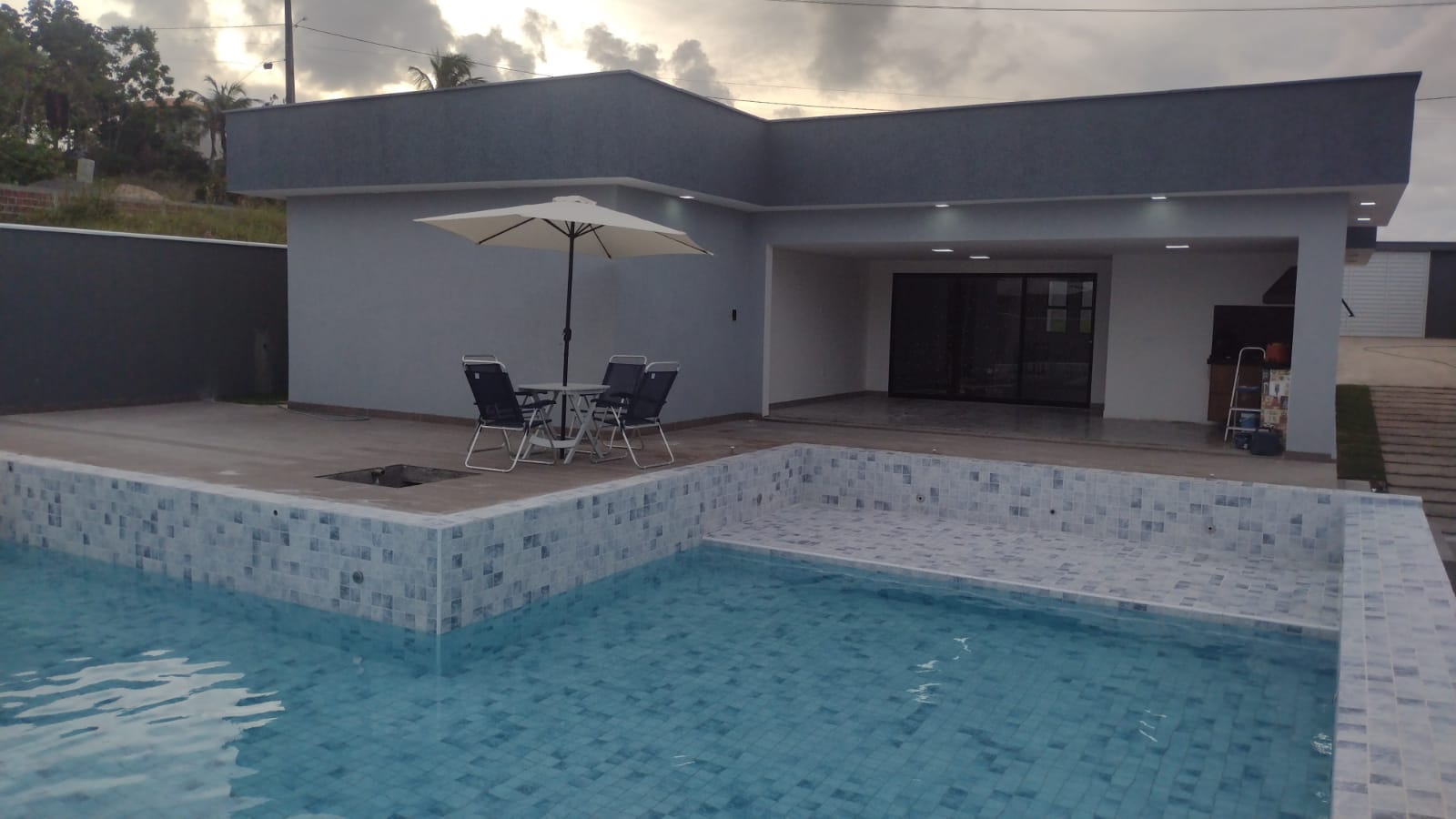 Imagem Casa com 4 Quartos à Venda, 210 m²em Chácaras de Porto - Ipojuca