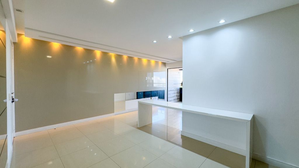 Imagem Apartamento com 3 Quartos à Venda, 105 m²em Mucuripe - Fortaleza