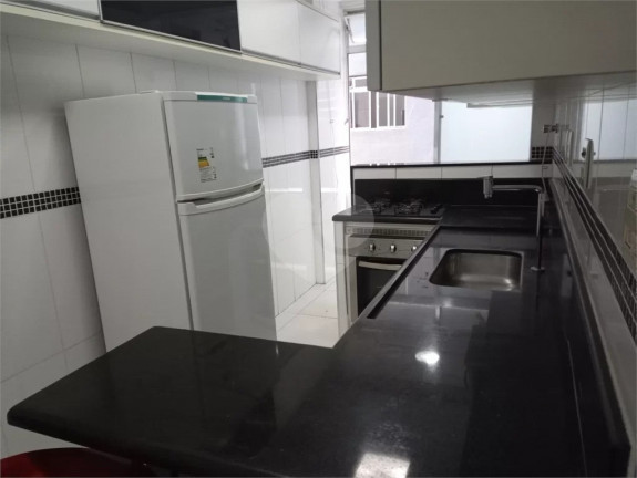 Imagem Apartamento com 2 Quartos à Venda, 69 m² em José Menino - Santos