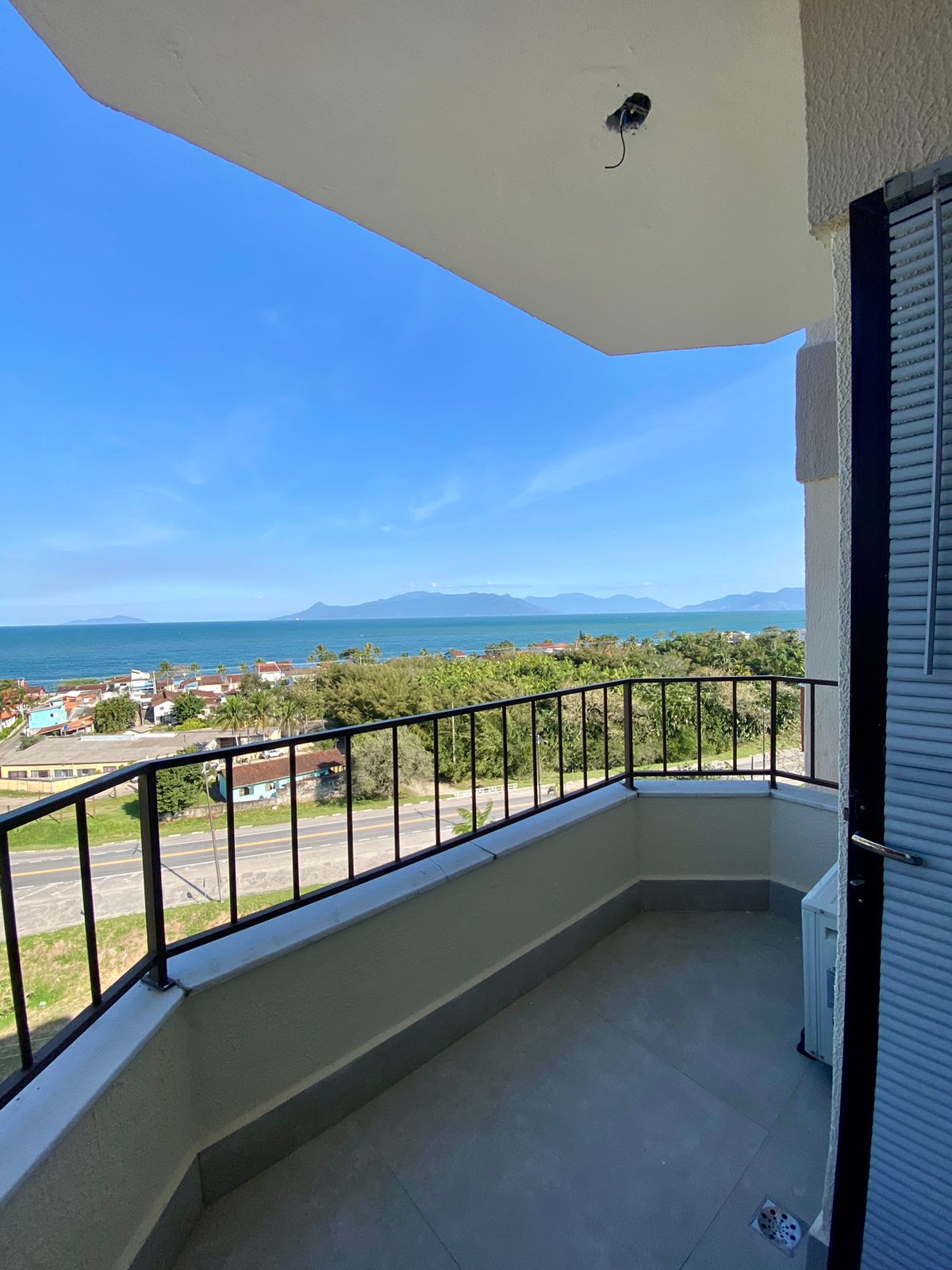Imagem Cobertura com 3 Quartos à Venda, 132 m²em Massaguaçu - Caraguatatuba