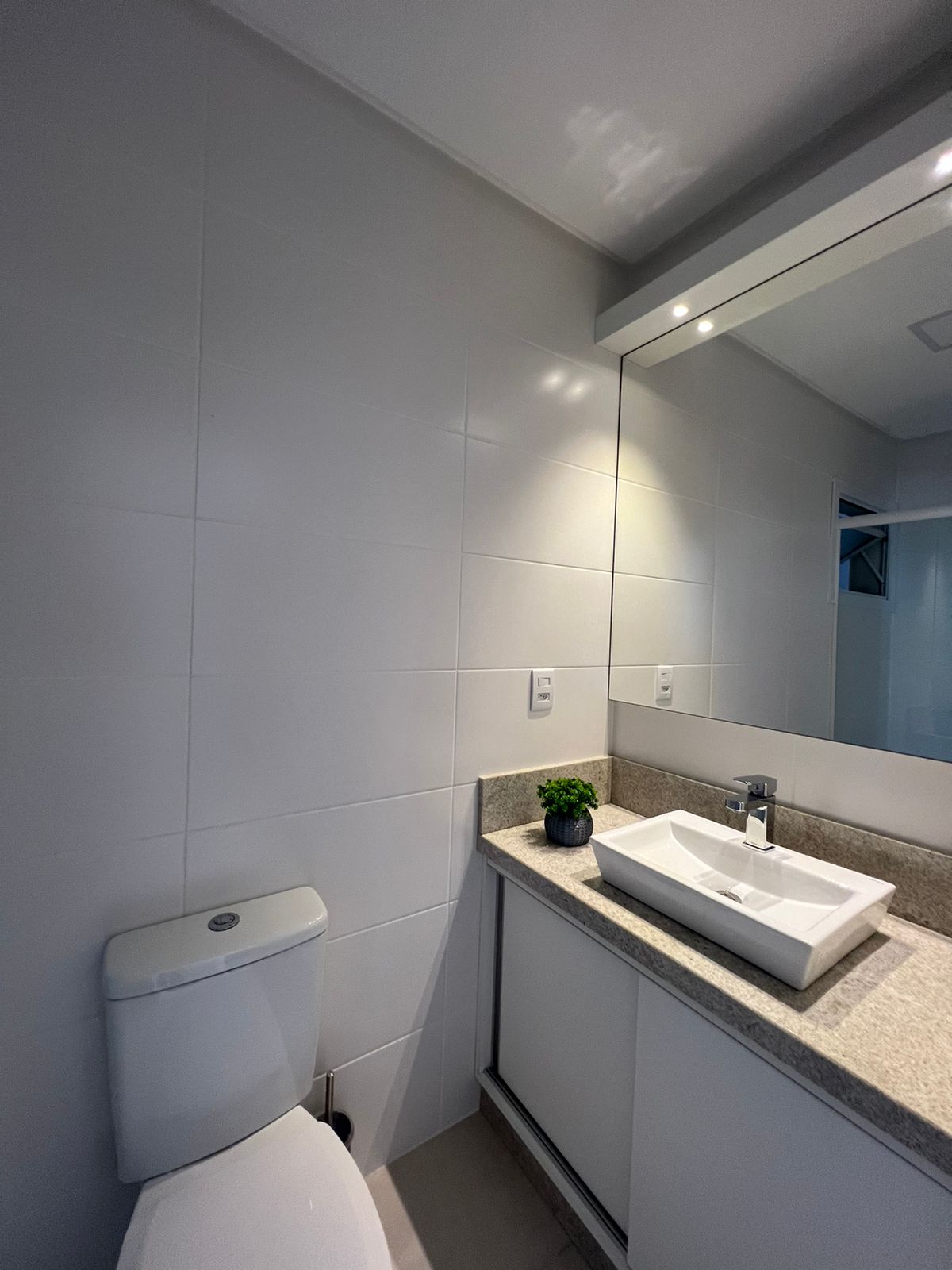 Imagem Apartamento com 2 Quartos à Venda, 101 m²em Centro - Tramandaí Imagem Apartamento com 2 Quartos à Venda, 101 m²em Centro - Tramandaí